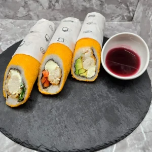 3 Hand Rolls